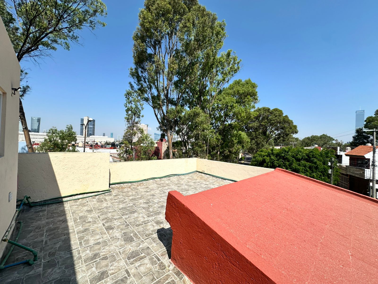 casa en venta en fracc. rincón arboledas – cerca las torres y 11 sur casa en venta en fracc. rincón arboledas – cerca las torres y 11 sur