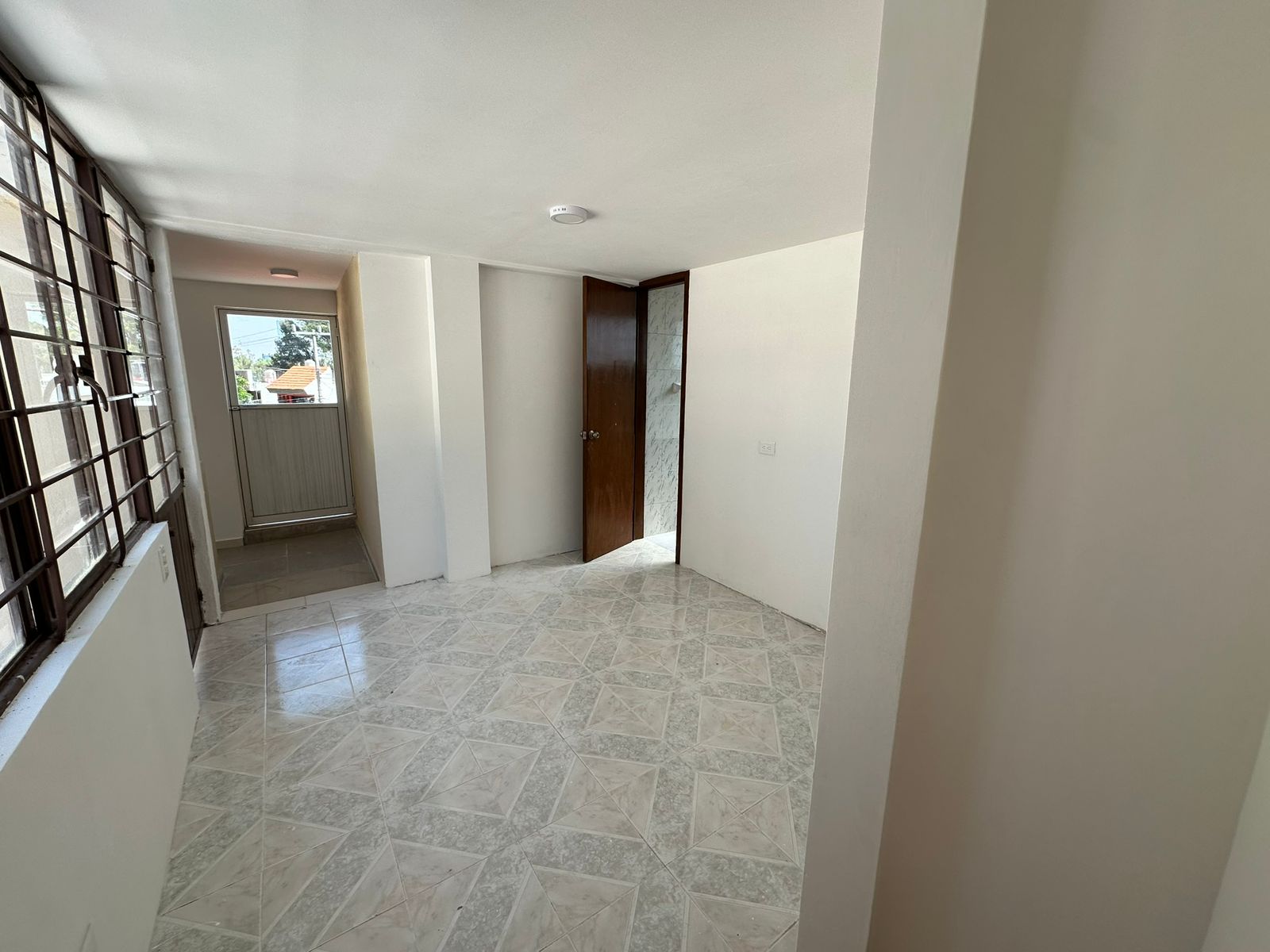 casa en venta en fracc. rincón arboledas – cerca las torres y 11 sur casa en venta en fracc. rincón arboledas – cerca las torres y 11 sur