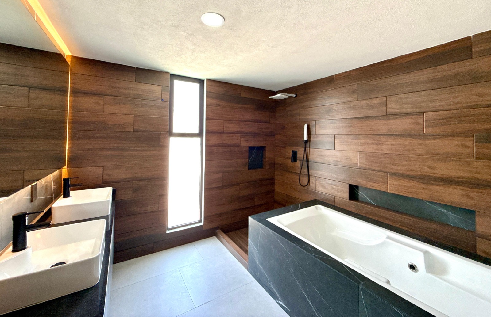 casa en venta en esquina parque méxico – lomas de angelópolis casa en venta en esquina parque méxico – lomas de angelópolis
