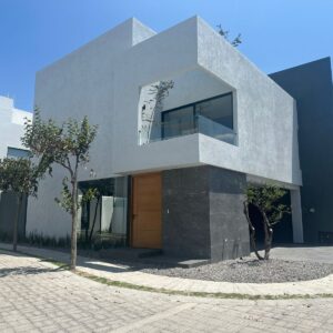 casa en venta en parque cuernavaca – lomas de angelópolis
